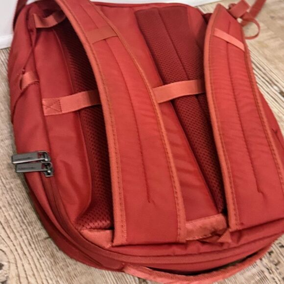 Samsonite Laptop Backpack  Travel bag & Work Bag BETTER THAN BASIC BACKPACK - Picture 7 of 9